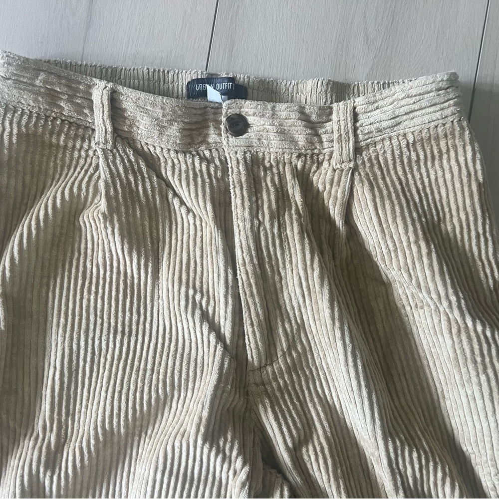 Urban Outfitters Tan/Goldish tone Corduroy Pants pleated and baggy fit